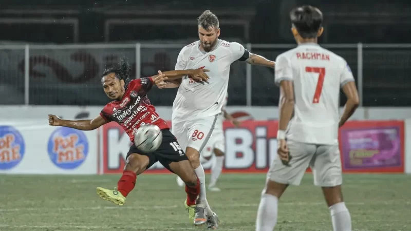 PSM Makassar vs Bali United di Liga 1 2022-2023.