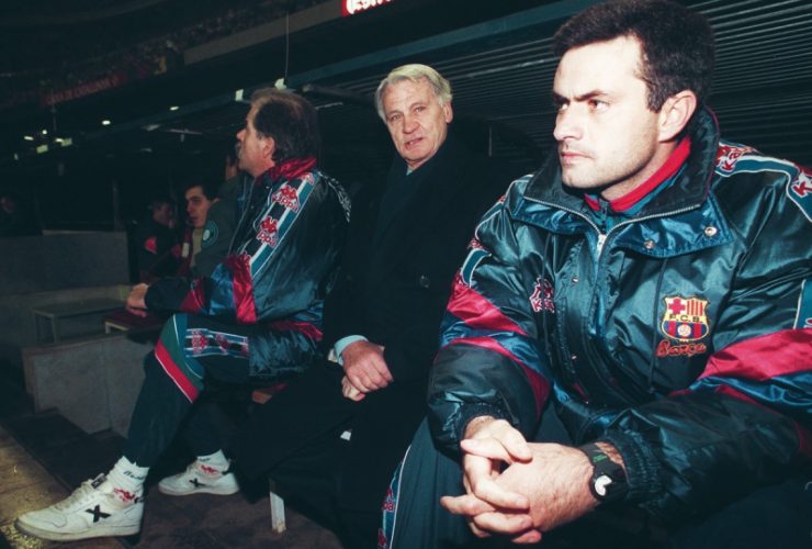 Jose Mourinho dan Sir Bobby Robson