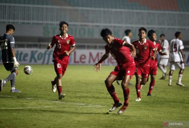 Kaka selebrasi ala Bambang Pamungkas di laga kontra UEA