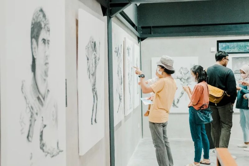 Galih Satrio Solo Exhibition merupakan pameran karya yang digelar dalam satu ruang di Garasi Tirtodipuran 17.