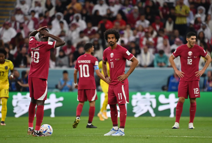 Ekspresi kecewa pemain Timnas Qatar (si.com)