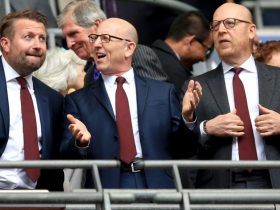 The Glazers, para pemilik saham Manchester United.