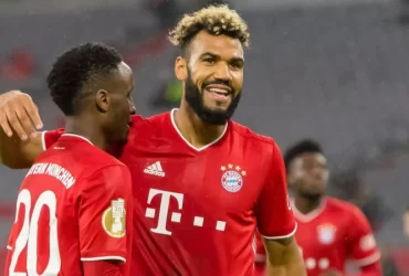 Eric Choupo-Moting haus gol di Bayern Munchen.