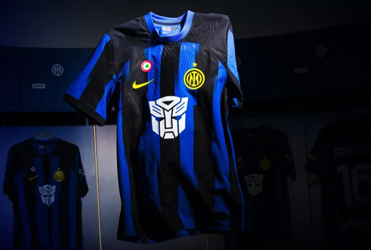 jersey transformer inter milan (versus.uk)