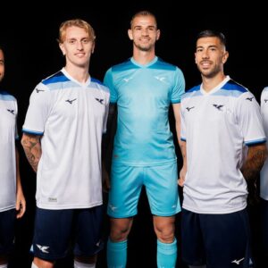 Merayakan Ulang Tahun Lazio ke-125 Tahun, Mizuno Luncurkan Jersey Anyar dengan Nuansa Retro