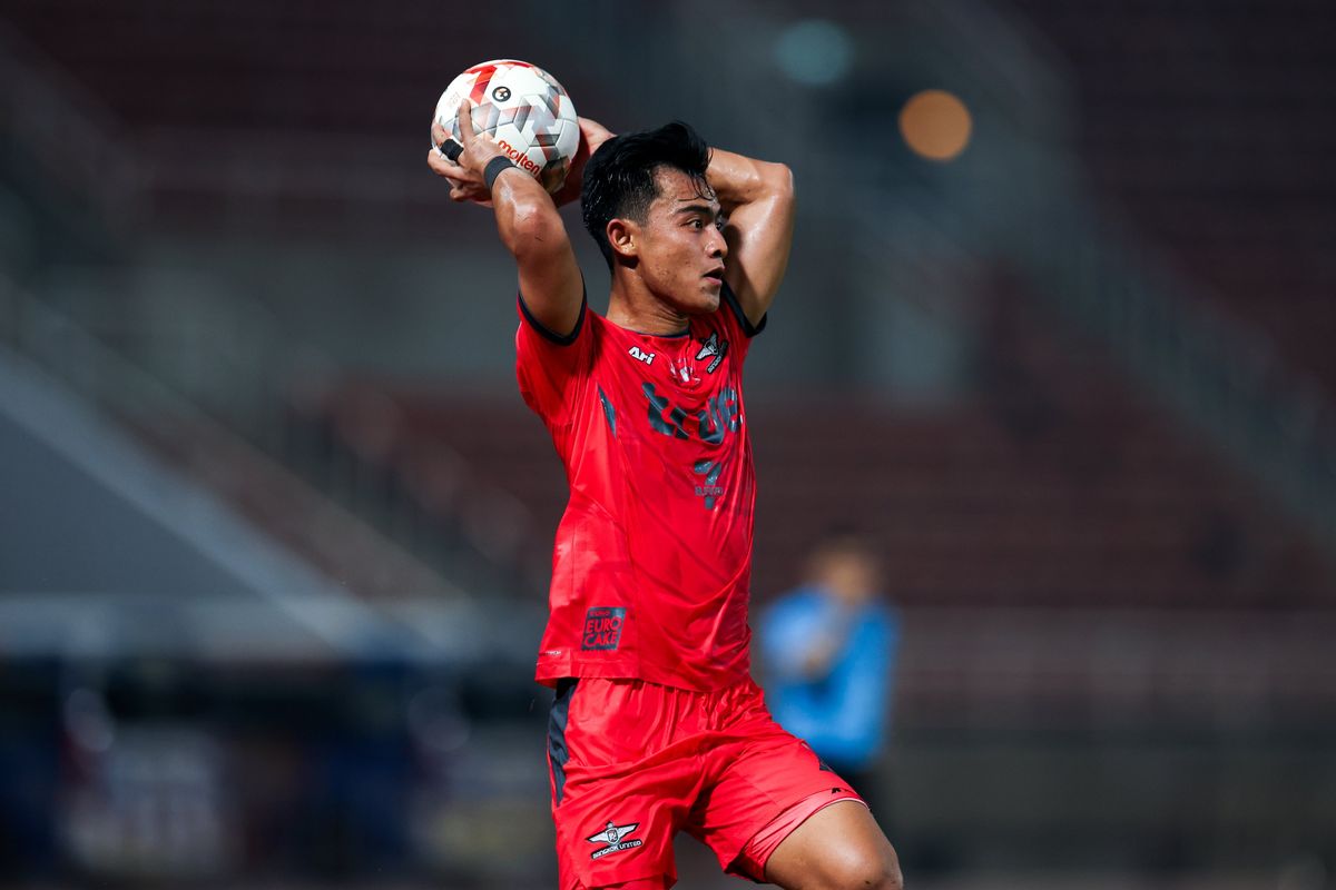 Lemparan Pratama Arhan Menginisiasi Gol Kemenangan Bangkok United